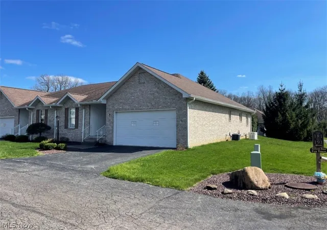Photo 2 of Condo for sale at 191 Mathews Rd #A, Youngstown, OH 44512 | MLS# 5185566 | Listing updated on 2026-08-26