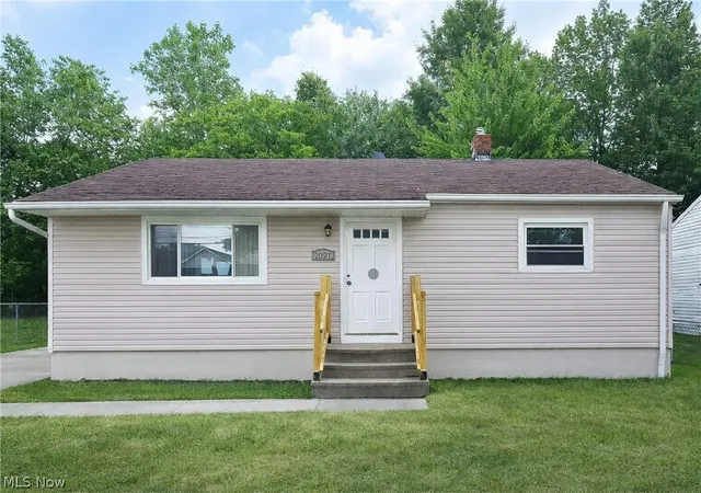 Homes for sale in Cleveland, OH | 4477 E 143rd St, Cleveland, OH 44128 | MLS# 5185536
