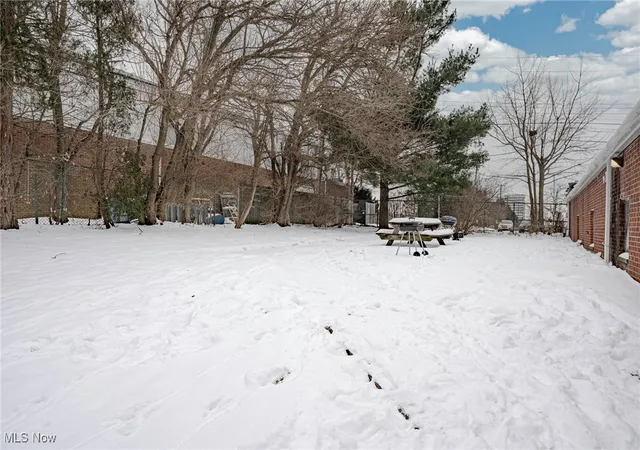 Homes for sale in Shaker Heights, OH | 3271 Warrensville Center Road, Shaker Heights, OH 44122 | Houzeo