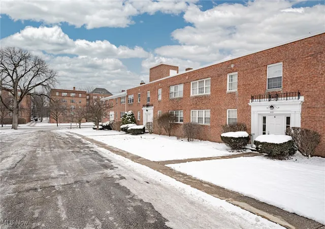Homes for sale in Shaker Heights, OH | 3271 Warrensville Center Rd #8B, Shaker Heights, OH 44122 | MLS# 5184976