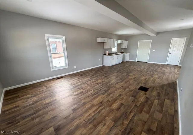4th image of 252 State St, Struthers, OH 44471 | MLS# 5185534