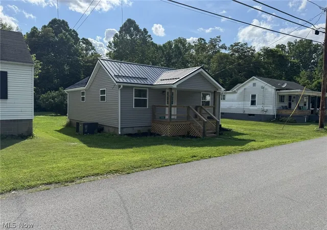 1st image of 71600 Hall St, Maynard, OH 43950 | MLS# 5185860