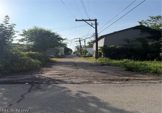 30th image of 1434 Oregon Ave, Steubenville, OH 43952 | MLS# 5186037