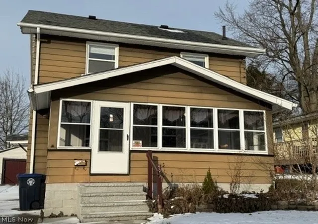 2nd image of 595 Flora Ave, Akron, OH 44314 | MLS# 5186057