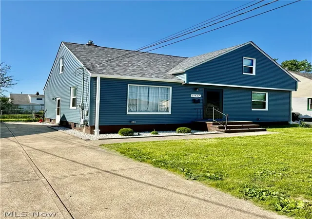Photo 1 of Single family home for sale at 15497 Hummel Rd, Brook Park, OH 44142 | MLS# 5186382 | Listing updated on 2026-05-27
