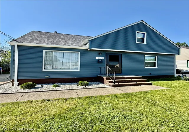 Photo 2 of Single family home for sale at 15497 Hummel Rd, Brook Park, OH 44142 | MLS# 5186382 | Listing updated on 2026-05-27