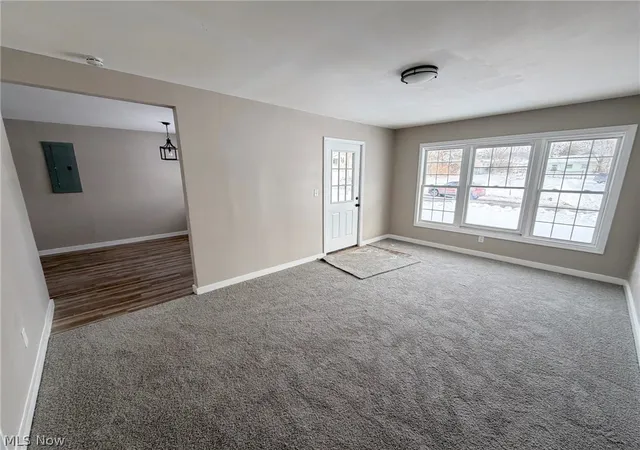 3rd image of 58 Rutledge Dr, Youngstown, OH 44505 | MLS# 5186409