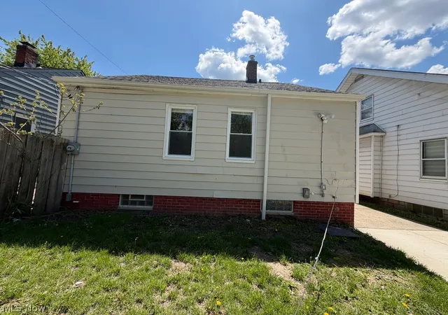 Homes for sale in Maple Heights, OH | 17409 Mapleboro Ave, Maple Heights, OH 44137 | MLS# 5186727
