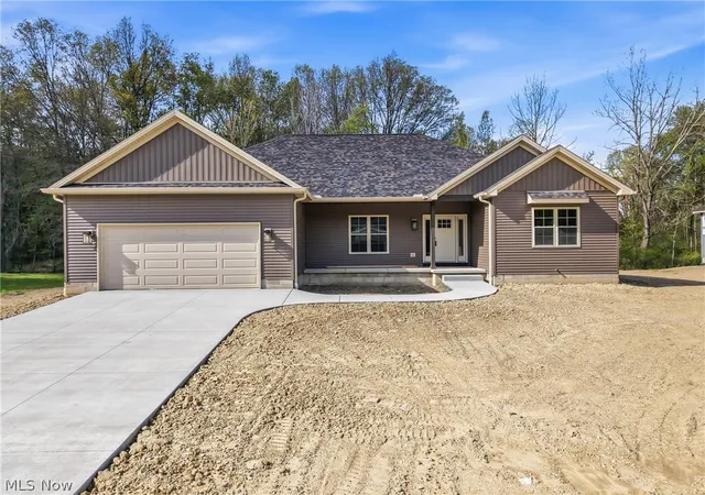 1st image of 2310 Wilshire Dr, Cortland, OH 44410 | MLS# 5186806
