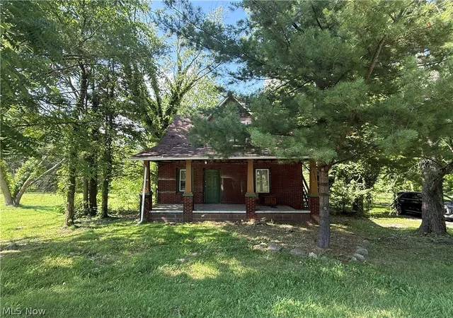 1st image of 3322 Mccartney Rd, Youngstown, OH 44505 | MLS# 5186840