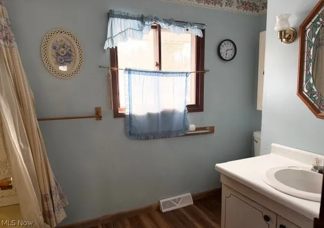 4th image of 71571 Main St, St Clairsville, OH 43950 | MLS# 5186971