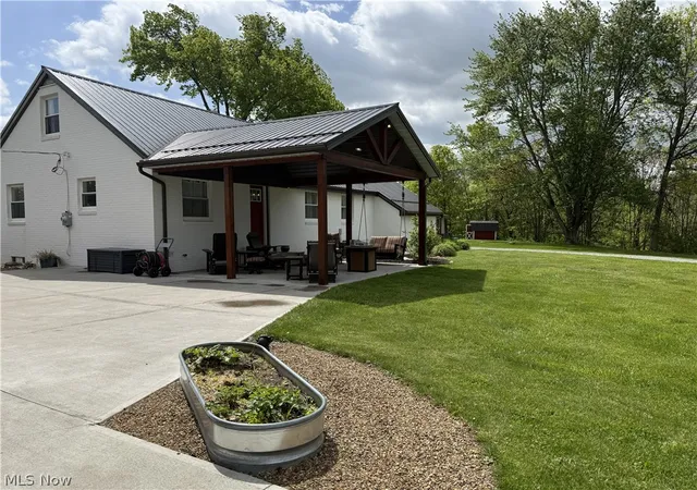 3rd image of 7184 State Route 43, Bergholz, OH 43908 | MLS# 5187290