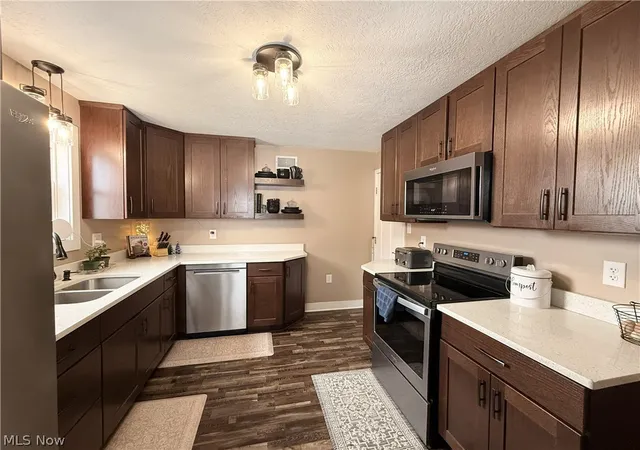 Photo 4 of Single family home for sale at 7184 State Route 43, Bergholz, OH 43908 | MLS# 5187290 | Listing updated on 2026-09-21