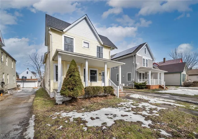 Homes for sale in Cleveland, OH | 6923 Fullerton Ave, Cleveland, OH 44105 | MLS# 5187191