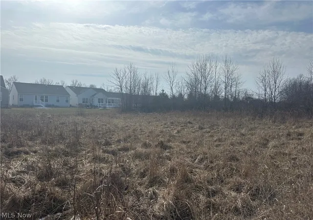 3rd image of Charles Dr, Lorain, OH 44053 | MLS# 5187396