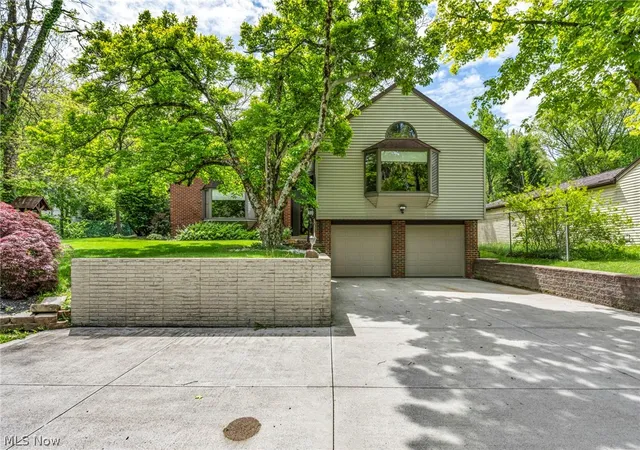 Photo 1 of Single family home for sale at 11259 Robson Rd, Grafton, OH 44044 | MLS# 5187460 | Listing updated on 2026-07-27