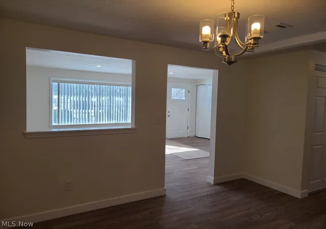 Homes for sale in Streetsboro, OH | 1485 Pike Pkwy, Streetsboro, OH 44241 | MLS# 5187650