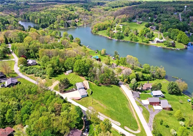 5th image of 47912 Tomahawk Dr, Negley, OH 44441 | MLS# 5187612