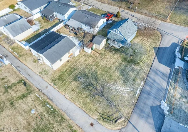 Homes for sale in Vienna, WV | 710 21st St, Vienna, WV 26105 | MLS# 5188065