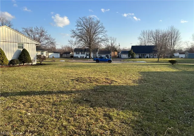 4th image of 714 Hammer Ct, Elyria, OH 44035 | MLS# 5187448
