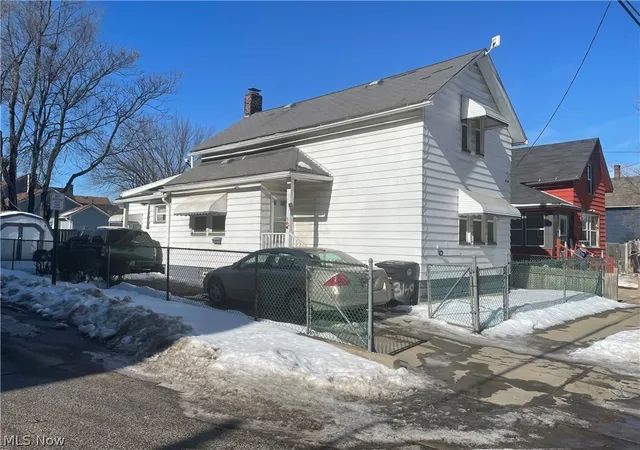 Photo 2 of Single family home for sale at 3140 W 33rd Street, Cleveland, OH 44109 | MLS# 5187912 | Listing updated on 2026-07-22
