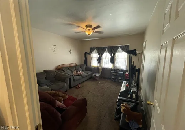 Photo 4 of Single family home for sale at 3140 W 33rd Street, Cleveland, OH 44109 | MLS# 5187912 | Listing updated on 2026-07-22