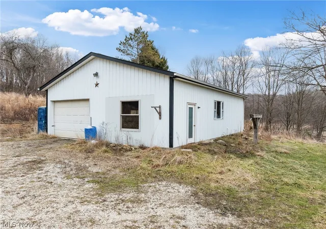 2nd image of 10801 Mardis Rd, Kensington, OH 44427 | MLS# 5187941