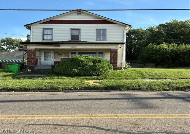 Photo 1 of Single family home for sale at 847 E Patterson St, Alliance, OH 44601 | MLS# 5188471 | Listing updated on 2026-08-19