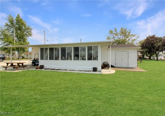 Homes for sale in Port Clinton, OH | 1660 N Compass Ave, Port Clinton, OH 43452 | MLS# 5188575