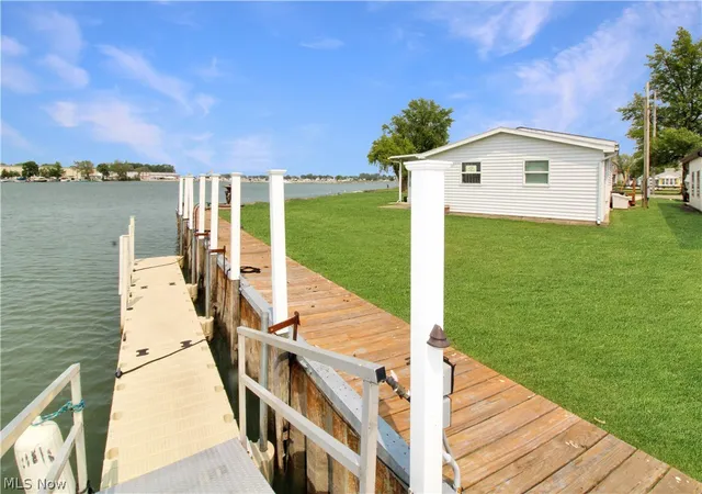 Homes for sale in Port Clinton, OH | 1660 N Compass Ave, Port Clinton, OH 43452 | MLS# 5188575