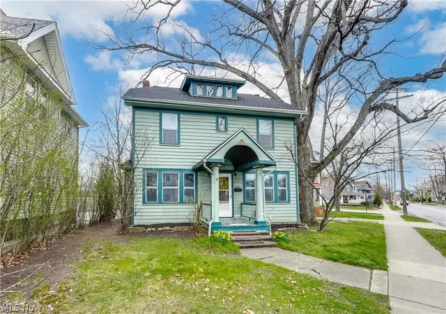 2nd image of 15400 Hilliard Rd, Lakewood, OH 44107 | MLS# 5188624