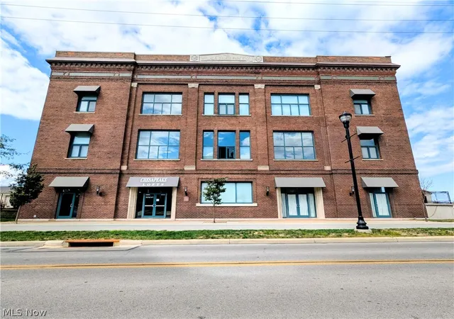 Homes for sale in Sandusky, OH | 401 W Shoreline Dr #244, Sandusky, OH 44870 | MLS# 5188792