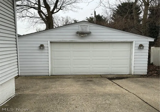 Homes for sale in Massillon, OH | 1621 Hobart Ave Ne, Massillon, OH 44646 | MLS# 5188712