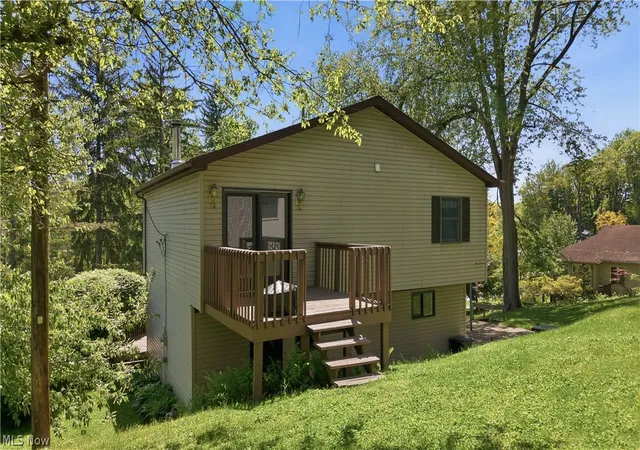 3rd image of 1511 Lake Front Dr, Salem, OH 44460 | MLS# 5189449