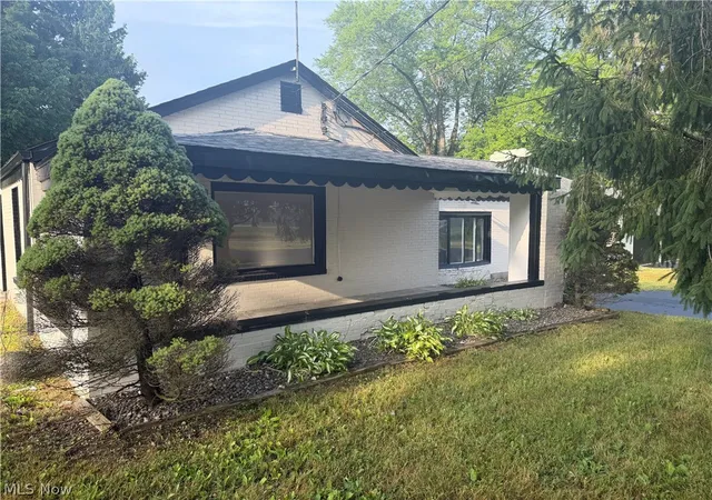 3rd image of 4055 Center Rd, Poland, OH 44514 | MLS# 5189154