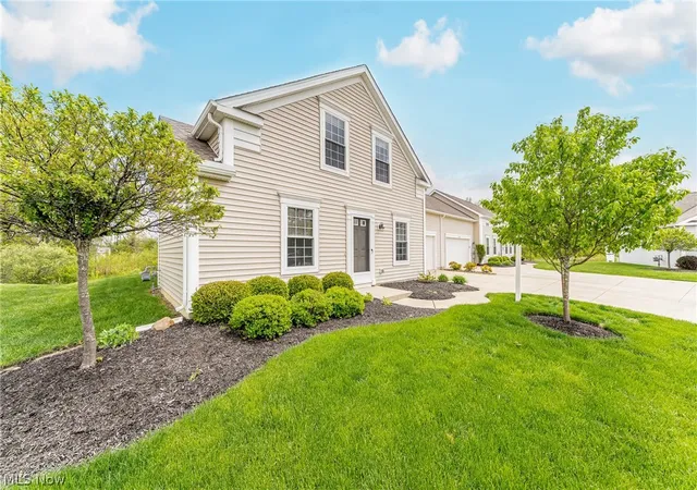 Homes for sale in North Ridgeville, OH | 8708 Wakefield Run, North Ridgeville, OH 44039 | MLS# 5188994