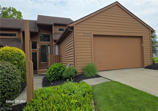 Photo 1 of Sale Pending at 4559 Oakhill Blvd, Lorain, OH 44053 | MLS# 5189524 | Listing updated on 2026-07-07