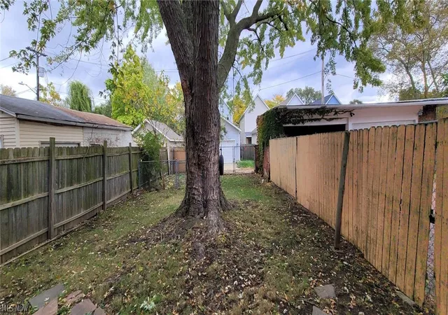 2nd image of 2109 W 42nd St, Cleveland, OH 44113 | MLS# 5189607