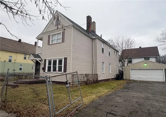 Homes for sale in Cleveland, OH | 1214 E 74Th St, Cleveland, OH 44103 | MLS# 5189753