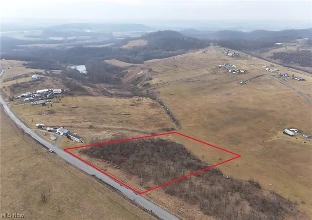 Homes for sale in Newcomerstown, OH | 20451 Cr 410, Newcomerstown, OH 43832 | MLS# 5189877