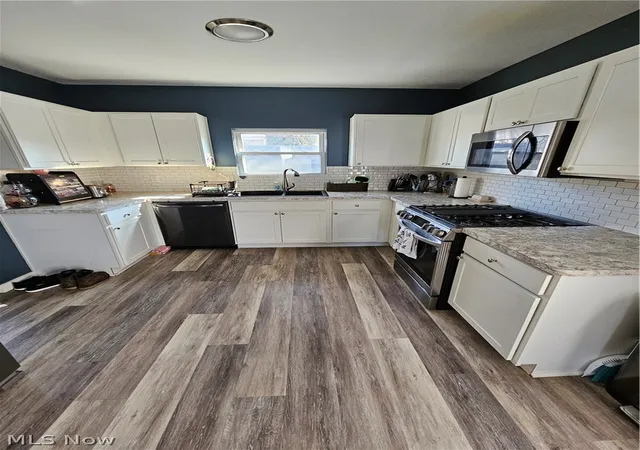Photo 2 of Sale Pending at 671 Moreley Ave, Akron, OH 44320 | MLS# 5189867 | Listing updated on 2026-08-03