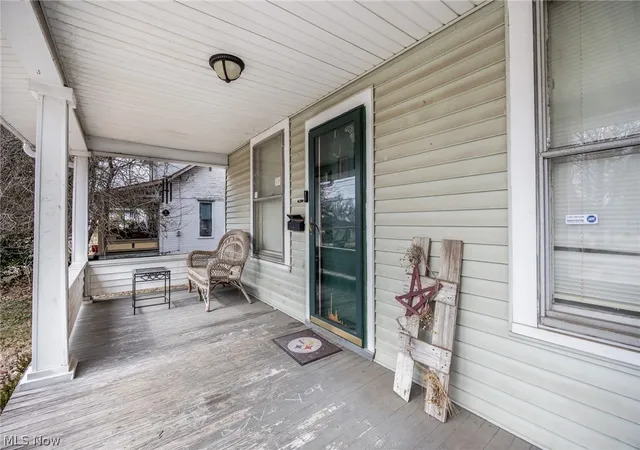 Homes for sale in Marietta, OH | 207 Kenwood St, Marietta, OH 45750 | MLS# 5189876