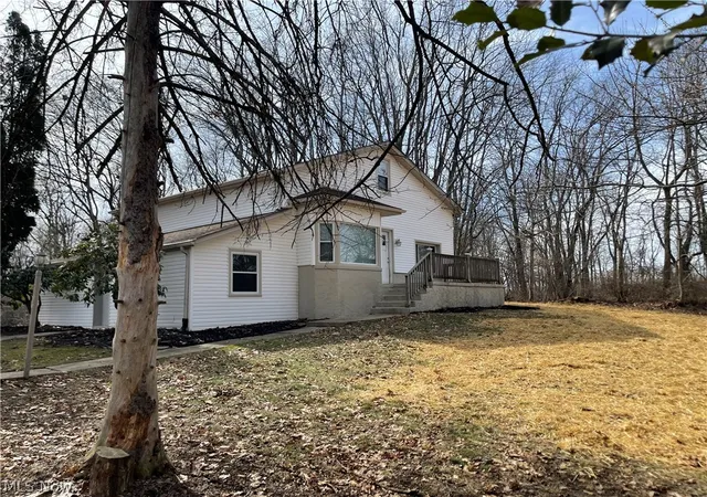 Homes for sale in Uniontown, OH | 2958 E Turkeyfoot Lake Rd, Uniontown, OH 44685 | MLS# 5190155