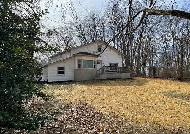 Homes for sale in Uniontown, OH | 2958 E Turkeyfoot Lake Rd, Uniontown, OH 44685 | MLS# 5190155