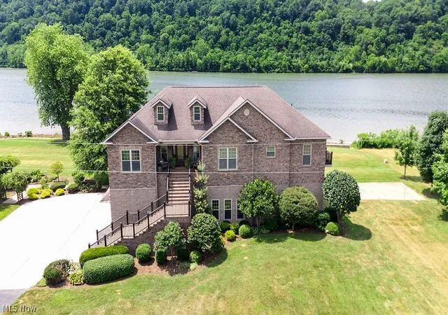 Photo 1 of Single family home for sale at 390 Powell Riverfront Rd, Saint Marys, WV 26170 | MLS# 5190180 | Listing updated on 2026-09-01