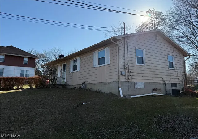 4th image of 618 N Hartford Ave, Youngstown, OH 44509 | MLS# 5190343