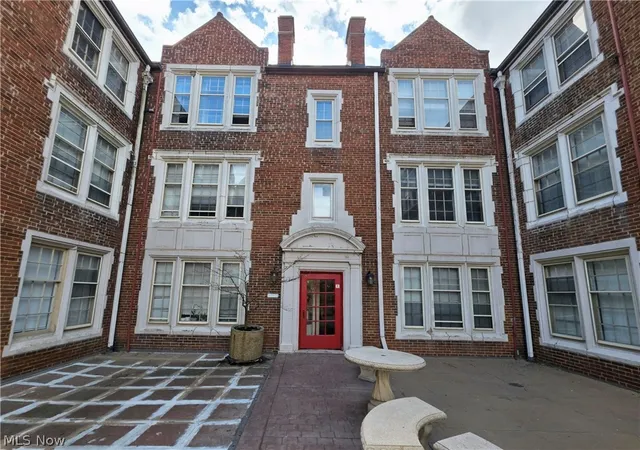 2nd image of 15610 Van Aken Blvd #18, Cleveland, OH 44120 | MLS# 5189269