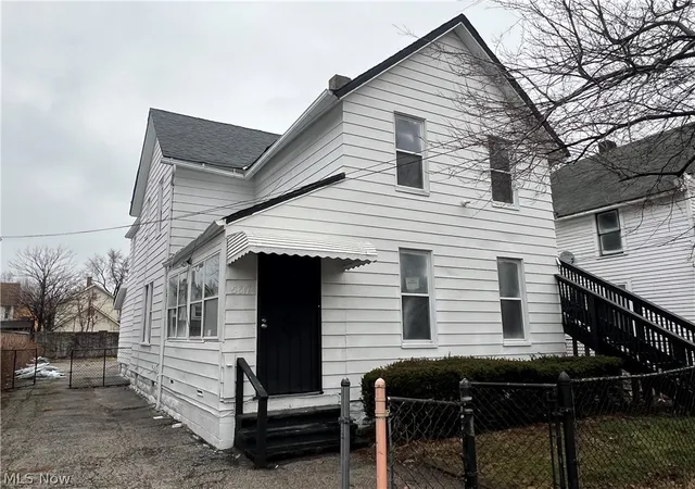 Homes for sale in Cleveland, OH | 5817 Prosser Ave, Cleveland, OH 44103 | MLS# 5189828