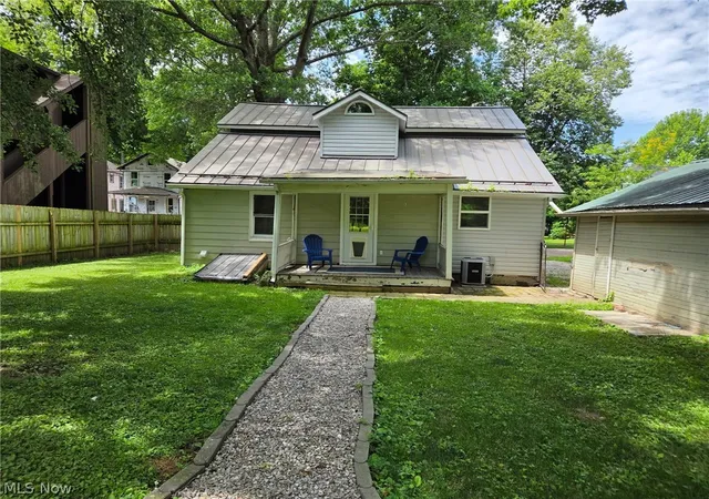 Homes for sale in Marietta, OH | 712 Front St, Marietta, OH 45750 | MLS# 5190359