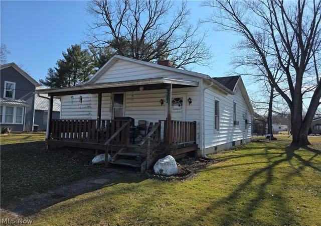 2nd image of 6910 Elm St, East Fultonham, OH 43735 | MLS# 5190346